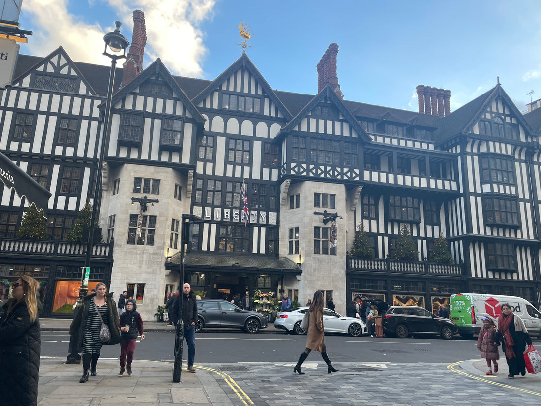 ロンドンレポートvol.4 イギリスに行ったら絶対に行きたい場所、Liberty London(リバティロンドン)