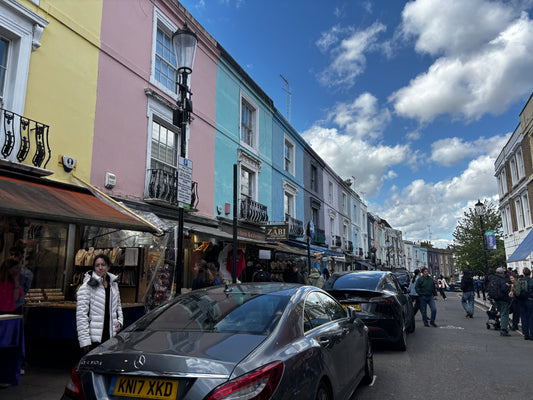 ロンドンレポートvol.12 映画の舞台を歩くロンドン旅：ノッティング・ヒルとポートベロー・マーケットの一日