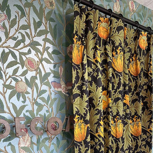 カーテン モリス柄 アネモネ ブラック 横幅200cm 2倍ヒダ 3つ山ヒダ 花柄 コットン 既成 窓 フック付き